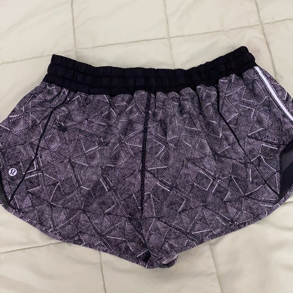 LR Hotty Hot short 2.5” - Picture 4 of 4